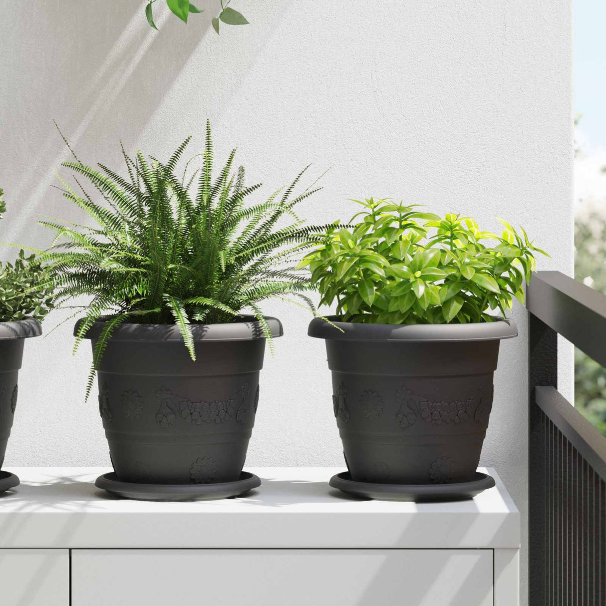 Plant Pots 24 pcs Black Ø 22 x 18 cm Plastic