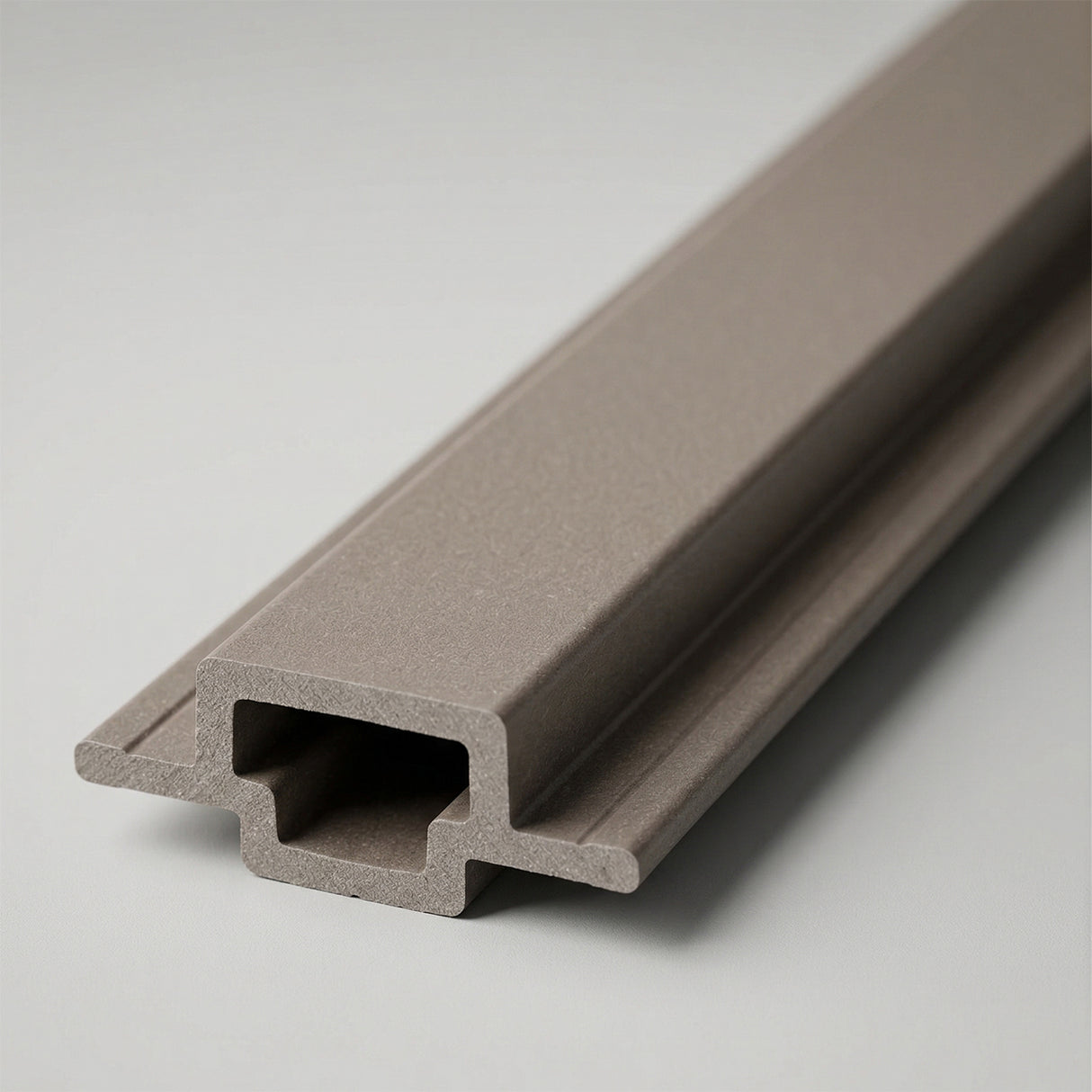 2.5m Slatted Cladding Connector Trim