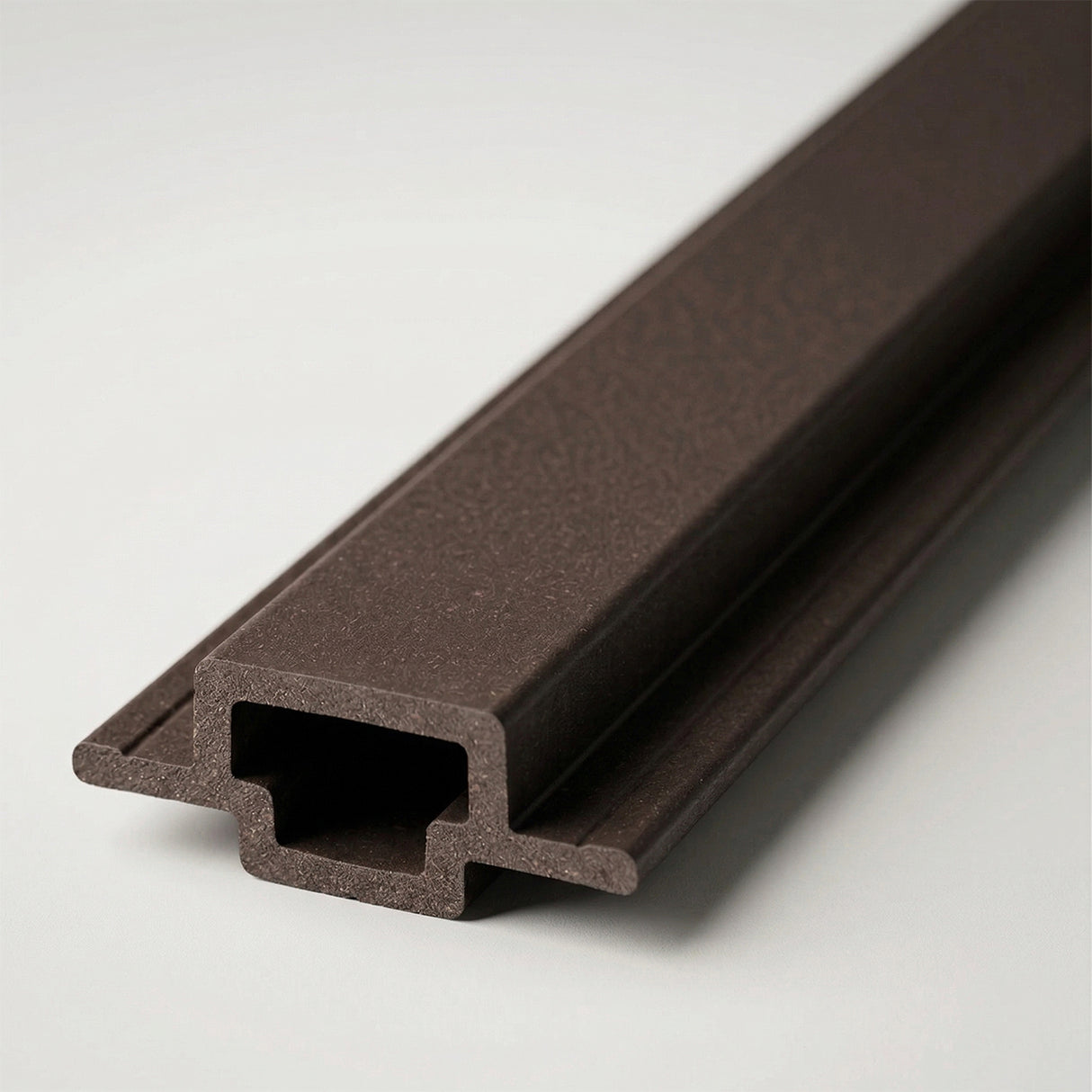 2.5m Slatted Cladding Connector Trim