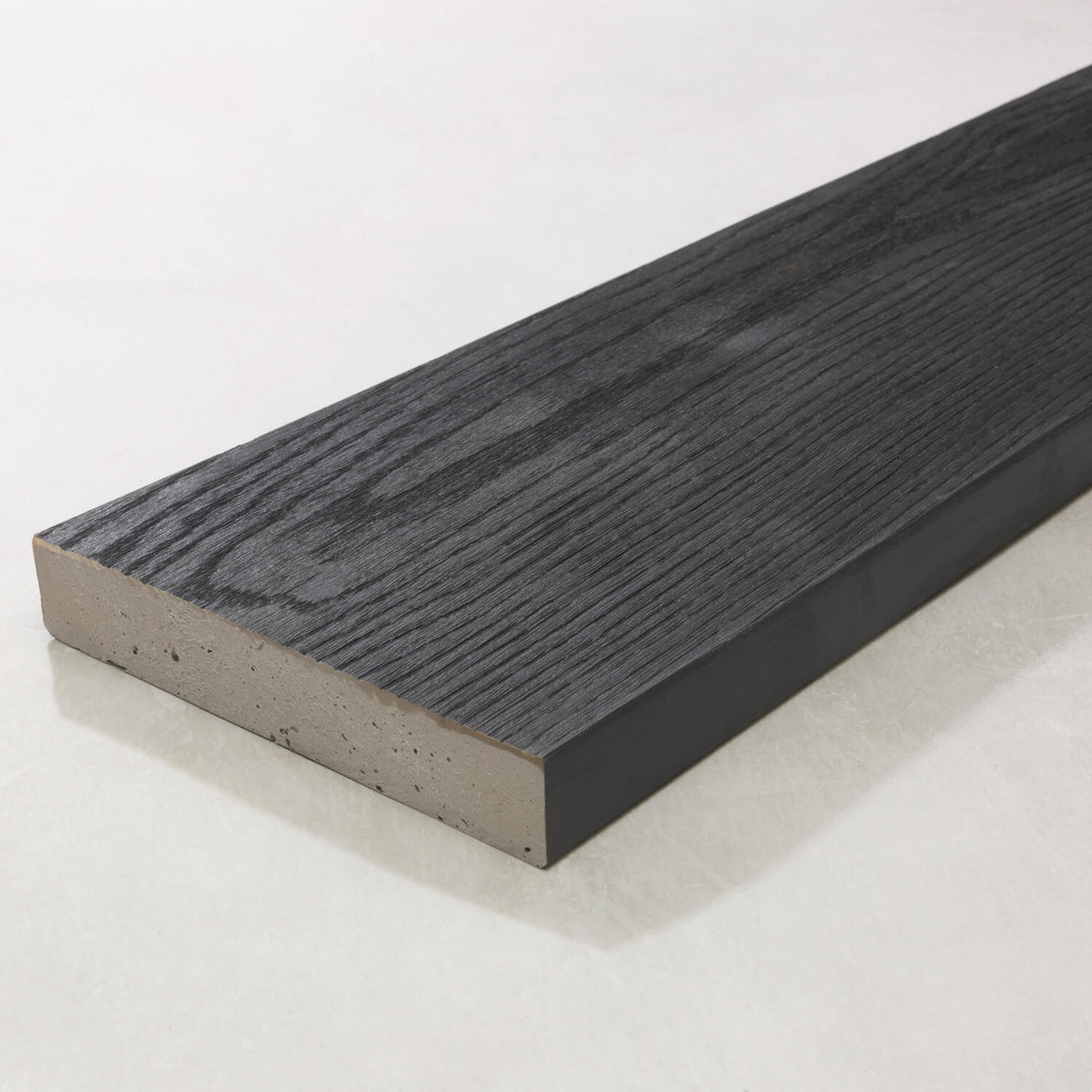 Pardoseală de cereale îmbunătățită Millboard 3,6 m - Cedru ars