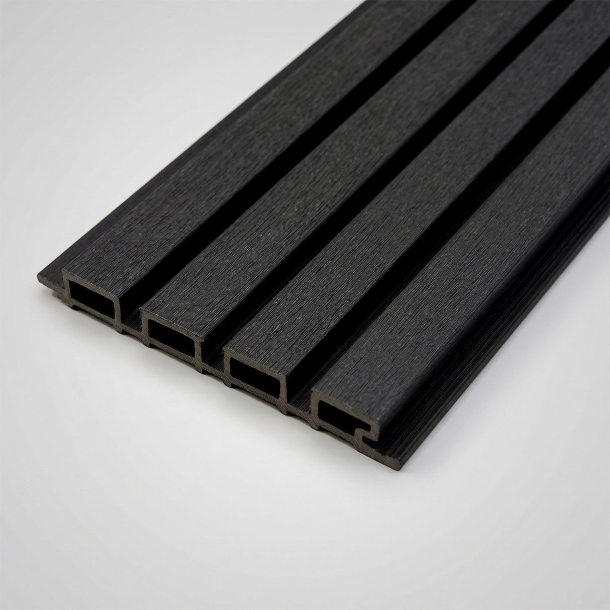 2.5m Slatted Composite Cladding