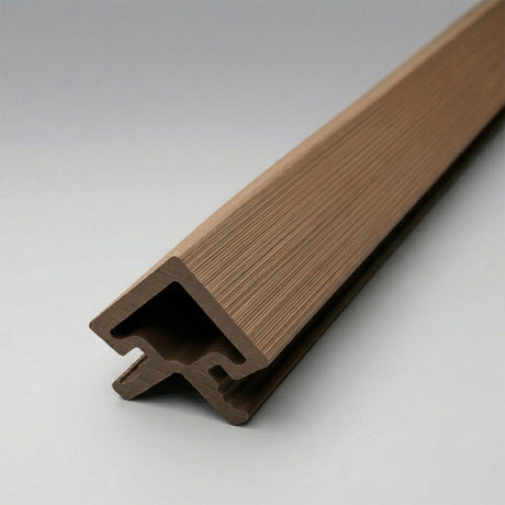 2.5m Slatted Cladding Corner Trim