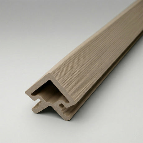 2.5m Slatted Cladding Corner Trim