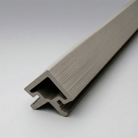 2.5m Slatted Cladding Corner Trim