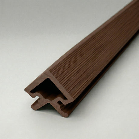 2.5m Slatted Cladding Corner Trim